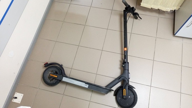 Купити Xiaomi Mi Electric Scooter Essential Black Б/У