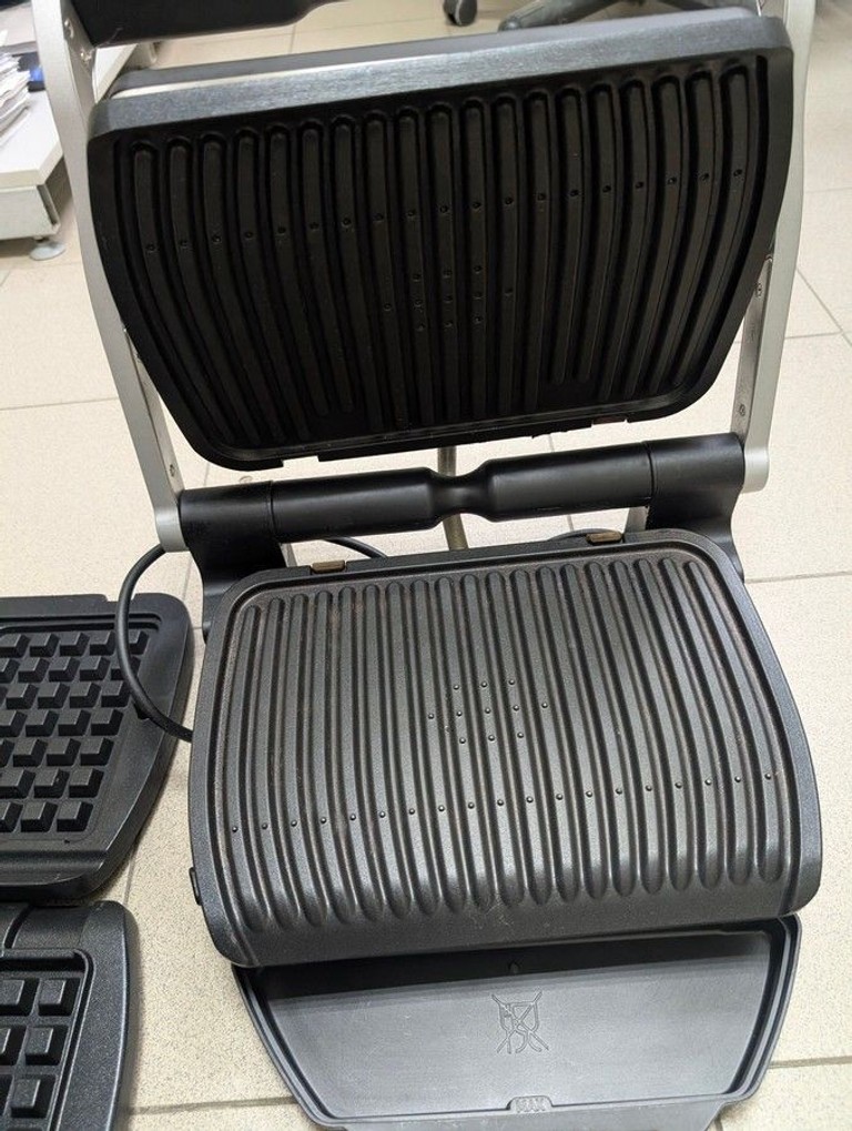 Дешево Tefal optigrill+ gc716 з ломбарду
