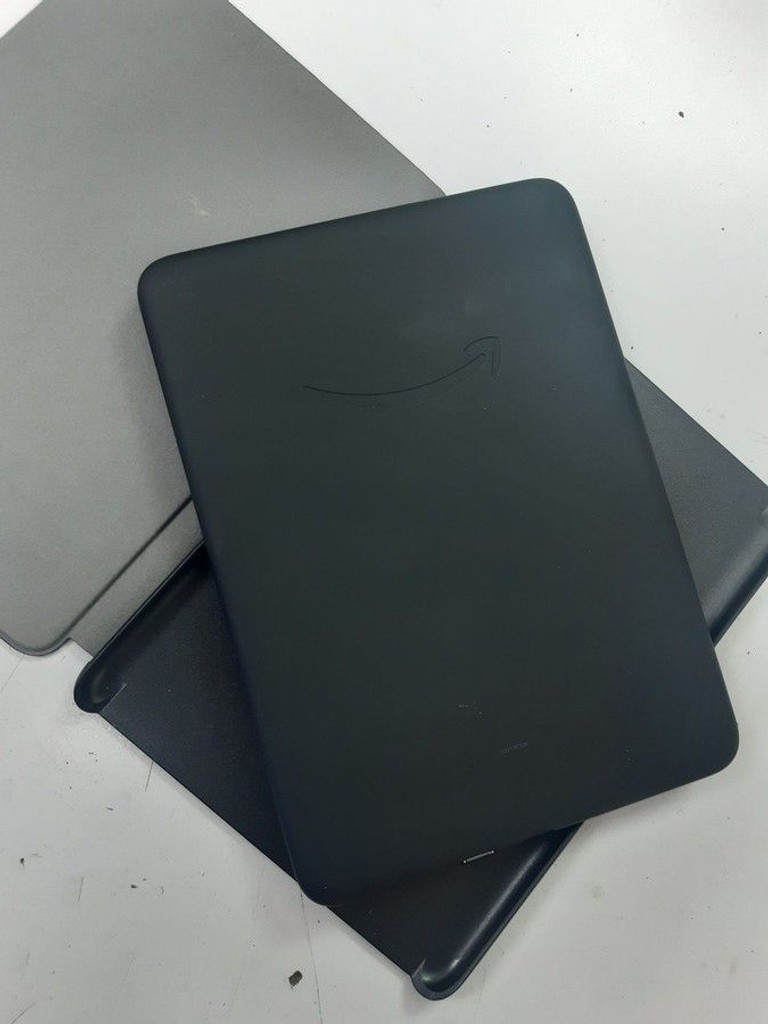 Amazon Kindle Paperwhite 12th Gen. 2024 16Gb Black Код:01-201140099. Зображення 7