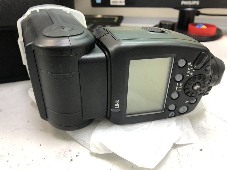 Дешево Canon Speedlite 600EX II RT з ломбарду
