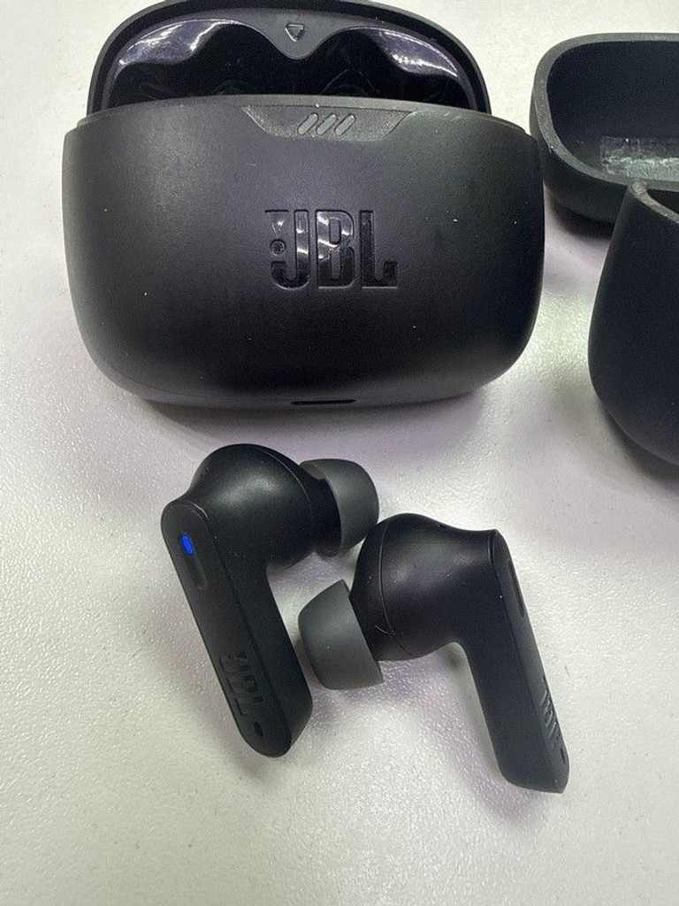 Дешево Jbl tune beam з ломбарду