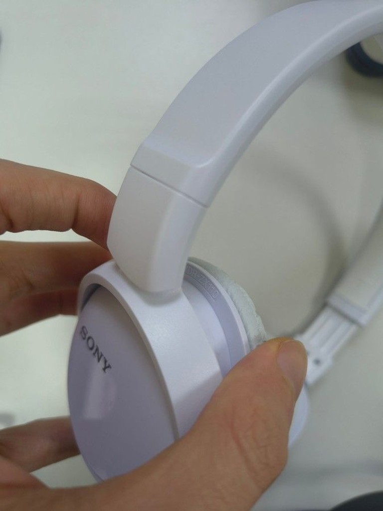 Дешиво Sony mdr-zx110ap с ломбарда