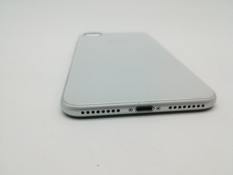 Apple iphone 8 plus 64gb Код:01-201137836. Зображення 8