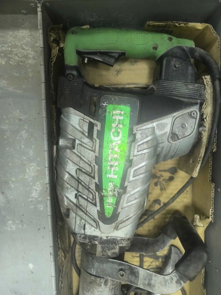 Оголошення Hitachi H65SB2 Б/У