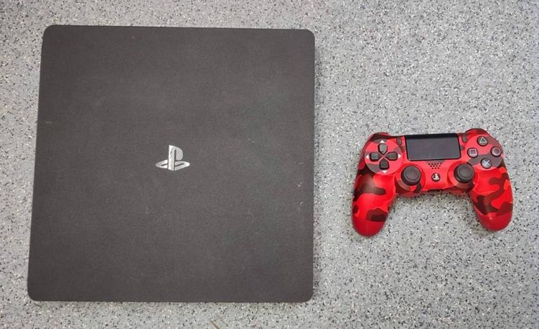 Sony playstation 4 slim 1tb