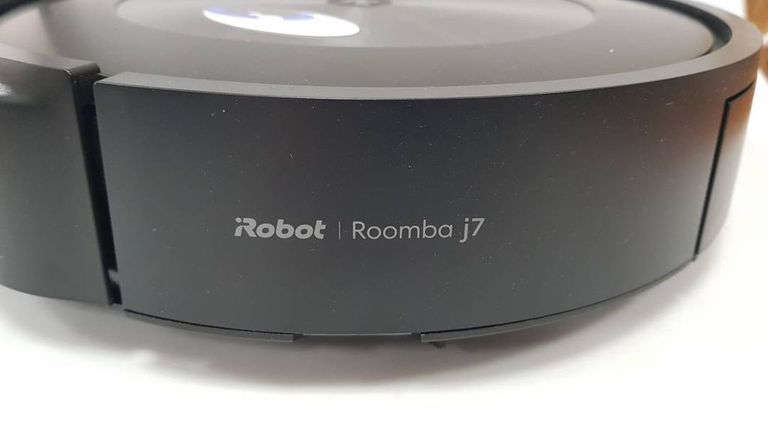 Iroomba j7