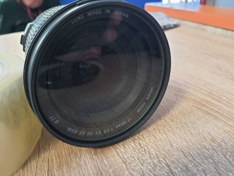 Дешиво Sigma af 17-50mm f/2.8 ex dc os hsm с ломбарда