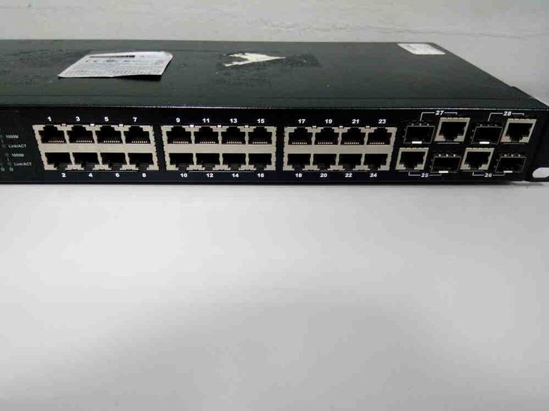 Дешево Edge-core Fi і Bluetooth ES3528M з ломбарду