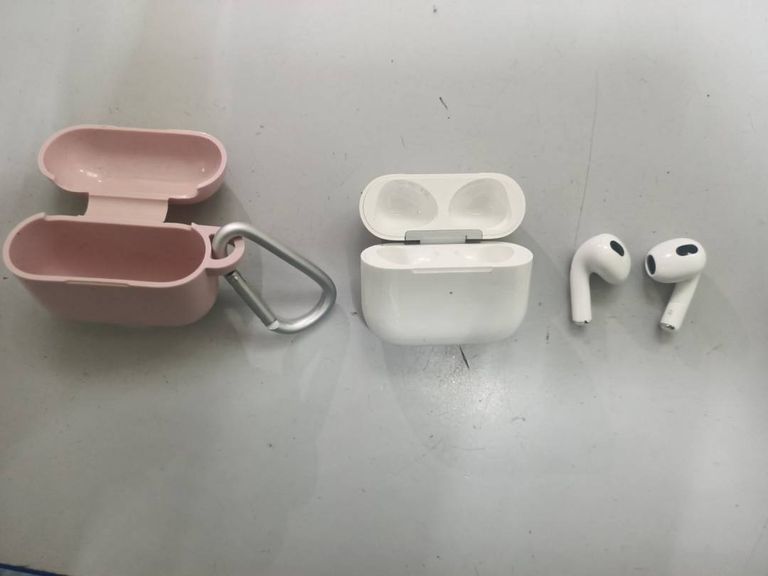 Apple airpods 3rd generation