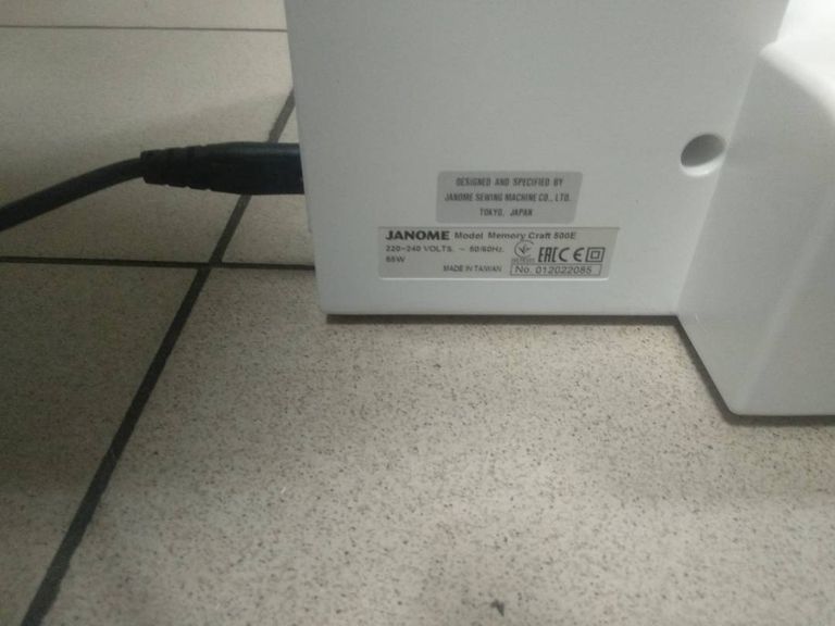 Купить Janome Memory Craft 500E Б/У