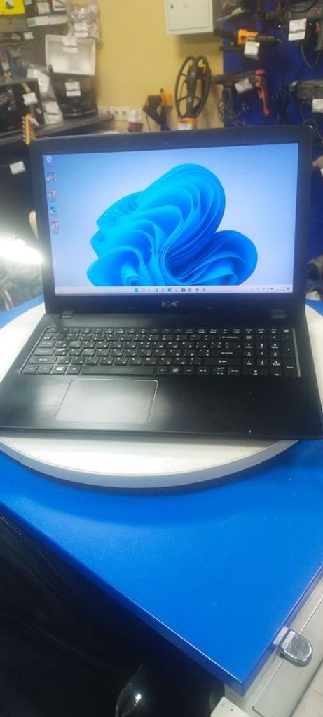 Купить Acer єкр. 15,6/ core i7 7500u 2,7ghz/ ram6gb/ ssd128gb/video gf 940mx Б/У