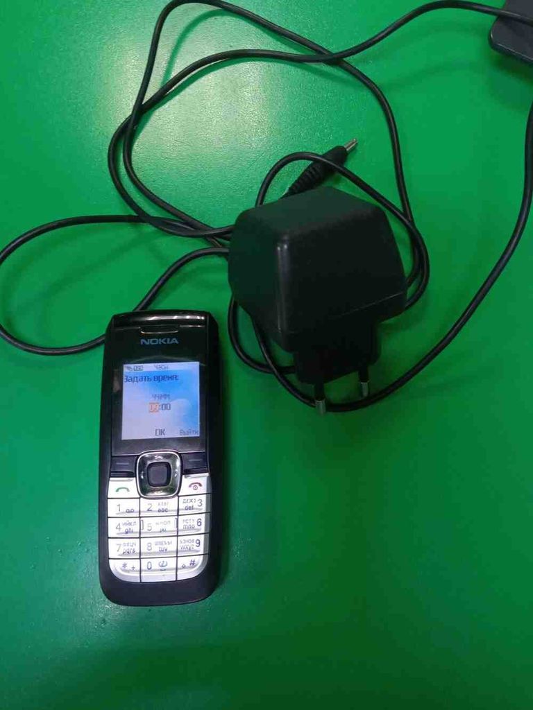 Купити Nokia 2610 Б/У