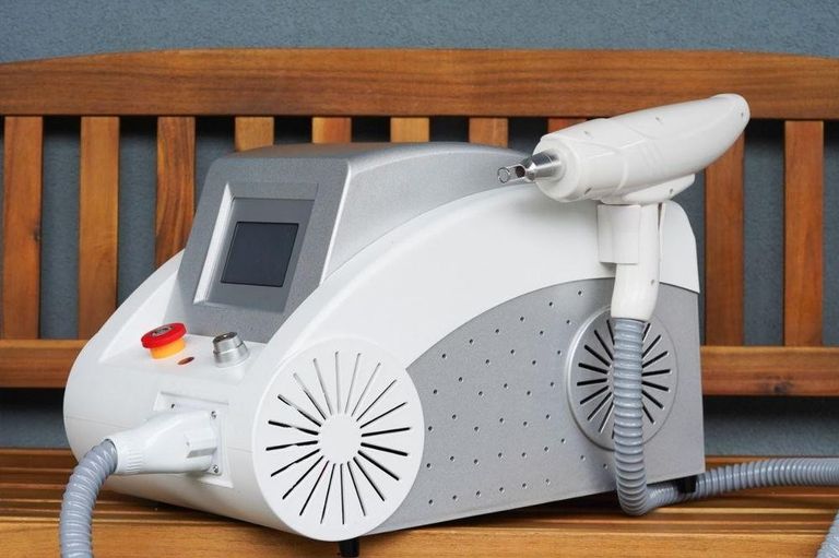 Дешиво Q-Switched ND:YAG LA-15  с ломбарда