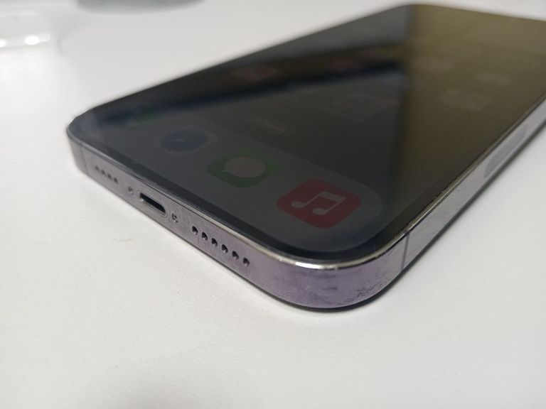 Дешево Apple iPhone 14 Pro Max 128GB eSIM Deep Purple (MQ8R3) з ломбарду