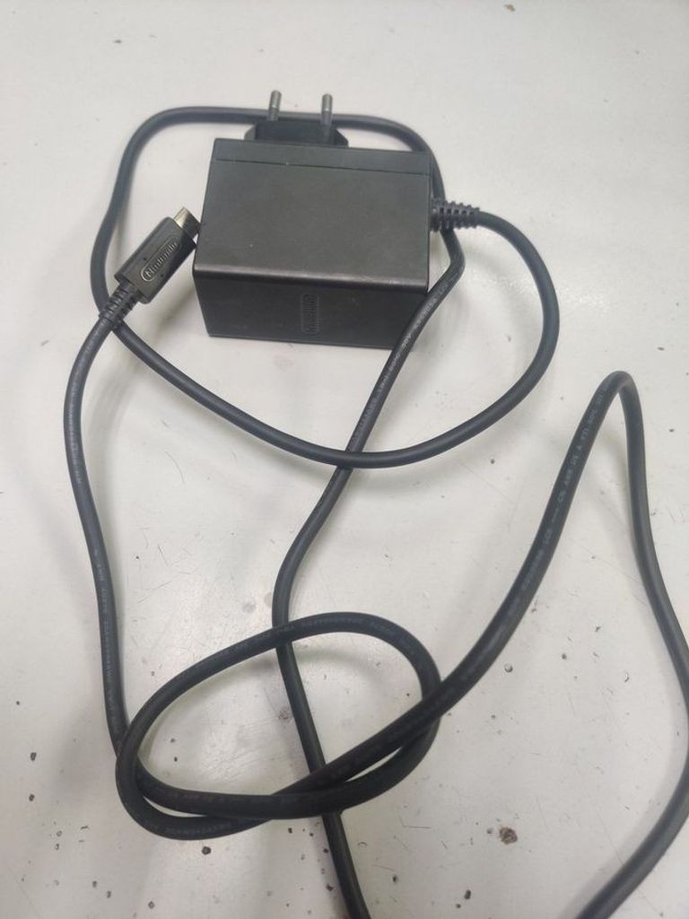 Дешиво Nintendo switch oled с ломбарда