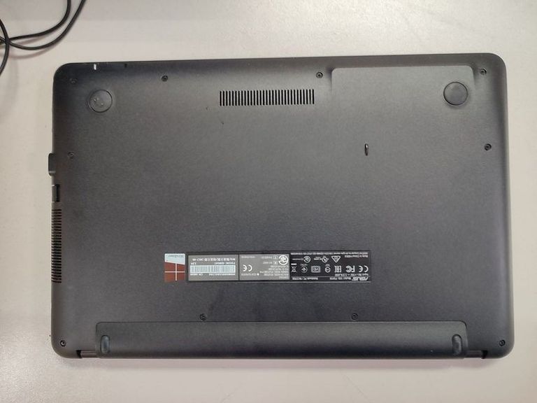 Asus 15/pentium n4200 ddr3/4gb ddr2/hdd 750 gb/ssd 250 gb/geforce 810m Код:01-200746609. Зображення 6