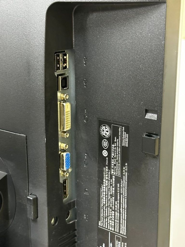 Dell p2213t Код:01-200756343. Изображение 7