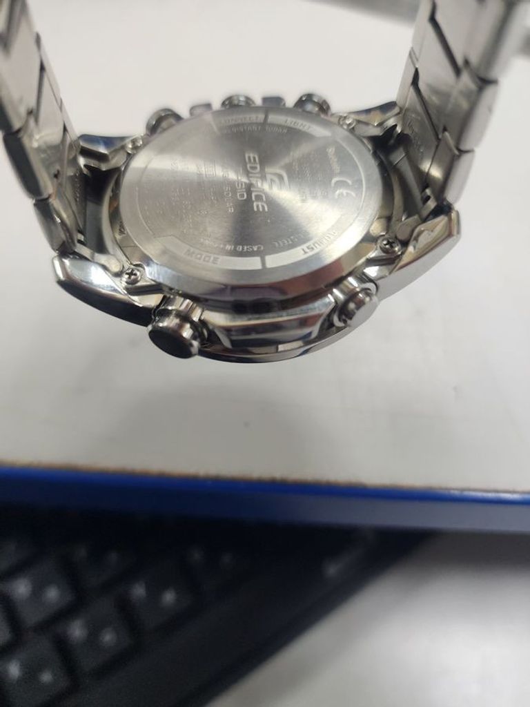 Дешево Casio edifice з ломбарду