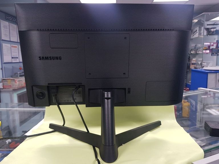 Дешево Samsung lf22t350f з ломбарду