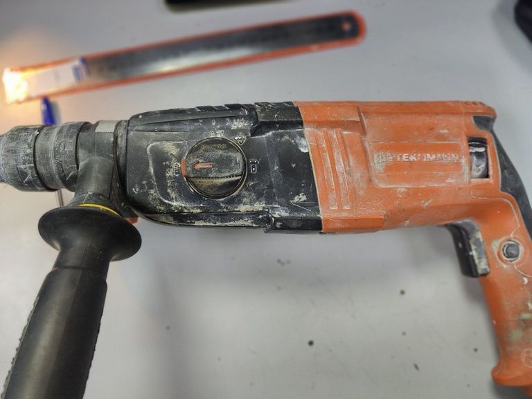 Купити Tekhmann TRH-1120 DFR Б/У