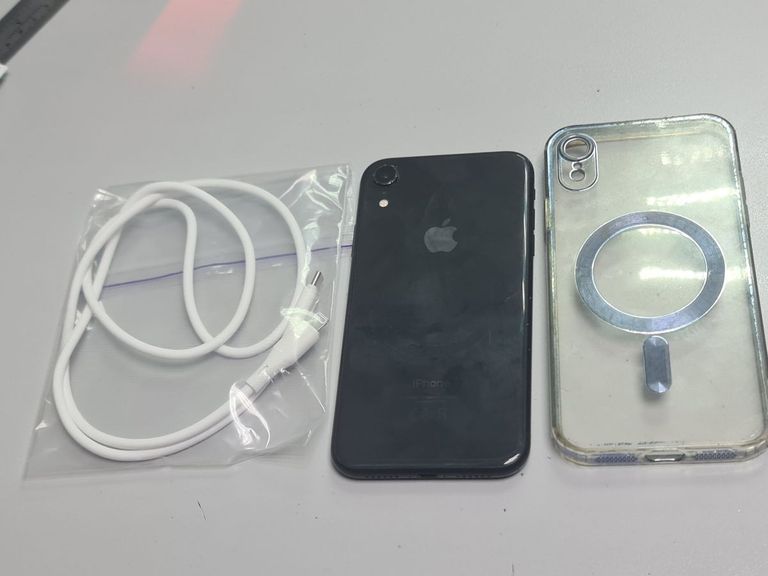 Apple iPhone XR 64GB Black (MRY42) Код:01-200797147. Зображення 6