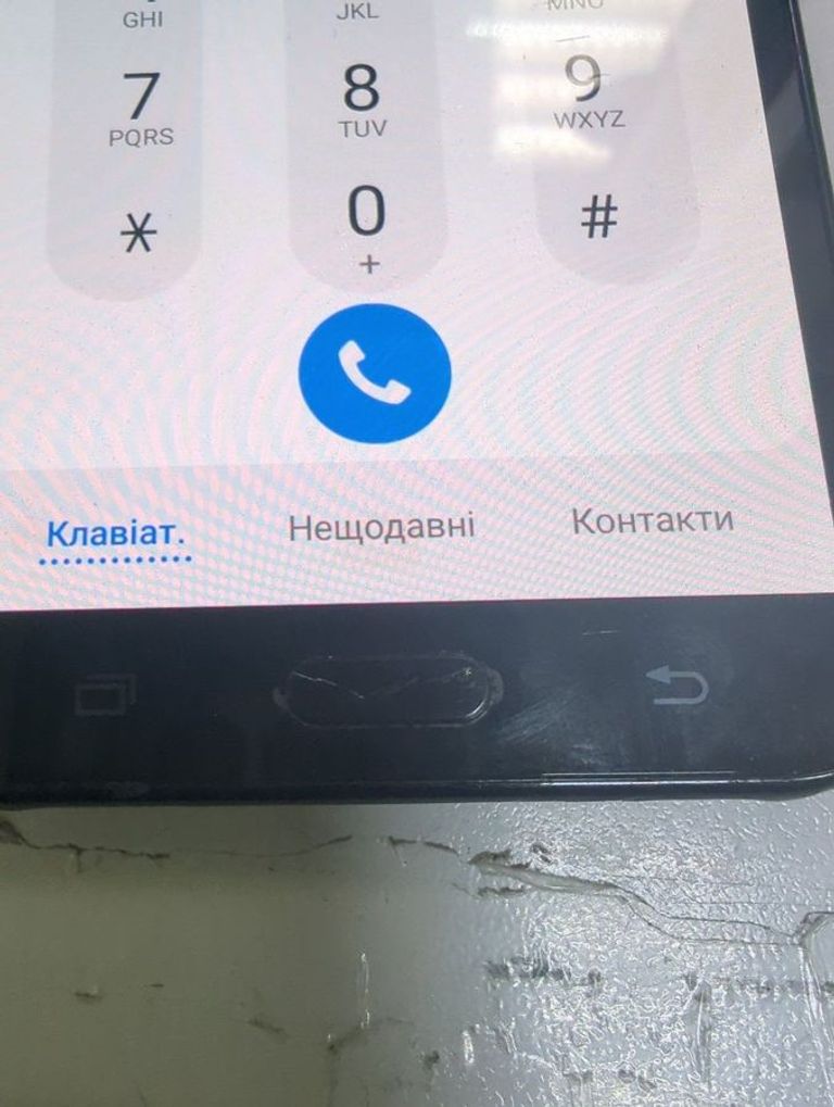 Оголошення Samsung galaxy j7 neo sm-j701f 16gb Б/У
