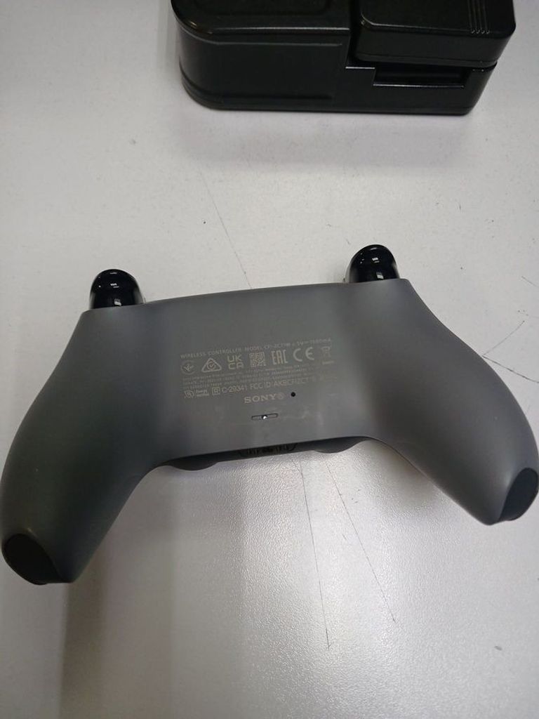 Дешево Sony DualSense Black з ломбарду