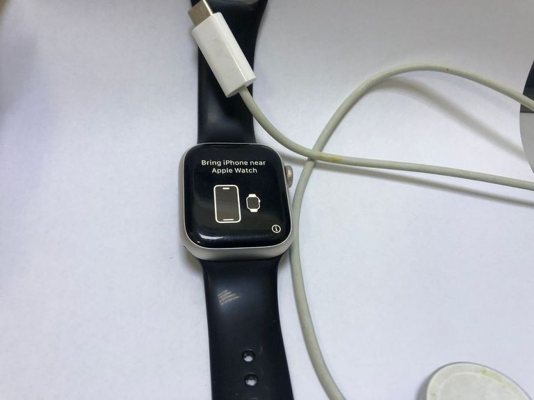 Купить Apple watch series 8 gps 41mm aluminum case Б/У