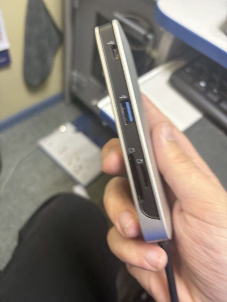 Оголошення Kingston usb 3.1 type c хаб kingston nucleum c-hubc1-sr-en Б/У