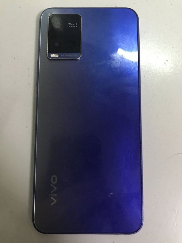 Дешиво Vivo y21 4/64gb с ломбарда