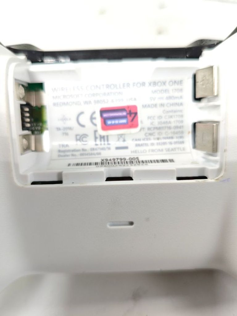 Microsoft Xbox One S 500GB Код:01-200844124. Изображение 8