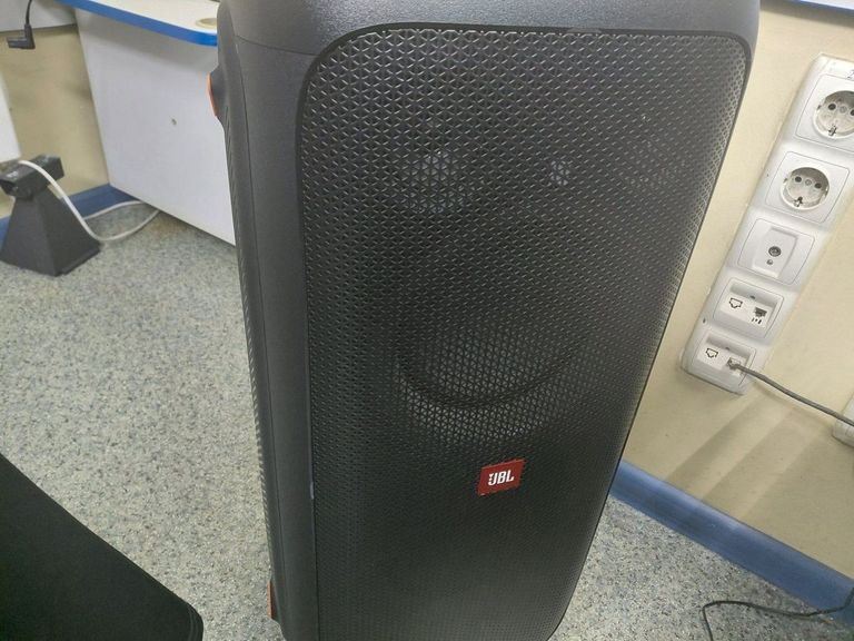 Дешево Jbl partybox 310 з ломбарду