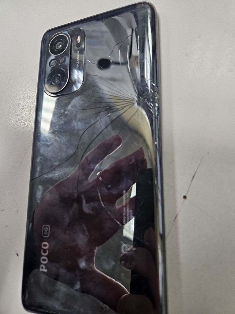 Купити Xiaomi poco f3 6/128gb Б/У