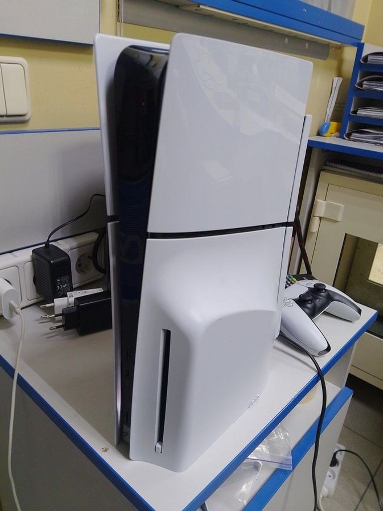 Купити Sony playstation 5 slim 825gb Б/У