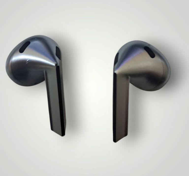 Оголошення Samsung galaxy buds3 Б/У