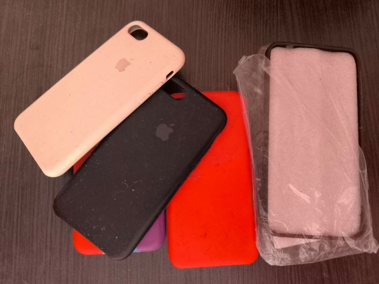 Купити Чехол Silicone Case на Apple iPhone 6, 6s, 6 plus, 6s plus, 7 plus, 8 plus, 7, 8, X, Xs, Xr, Xs Max Б/У