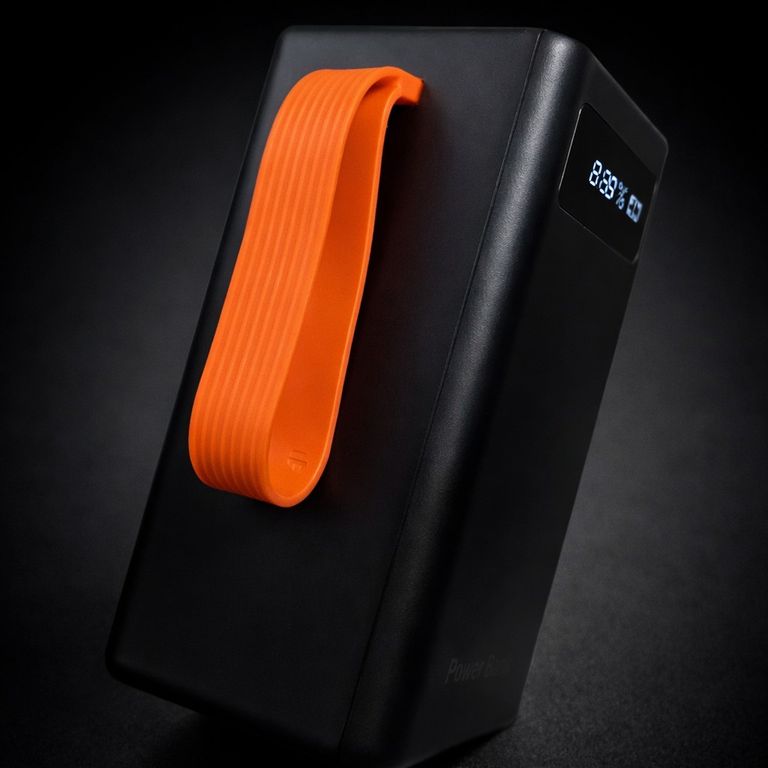 Дешево MAXI 100,000 мАг з дисплеєм, 4×USB, Type-C, MicroUSB + ліхтарик з ломбарду