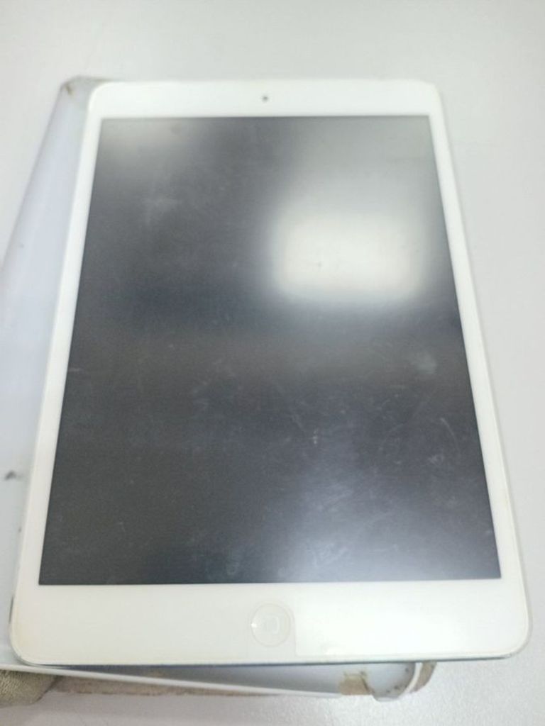 Дешиво Apple ipad mini 1 wifi 32gb 3g с ломбарда