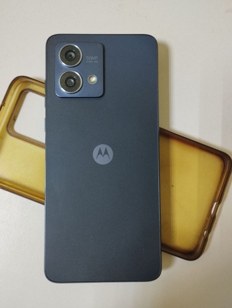 Дешево Motorola moto g84 12/256gb з ломбарду