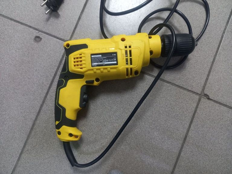 Дешево Compass dl1802 з ломбарду