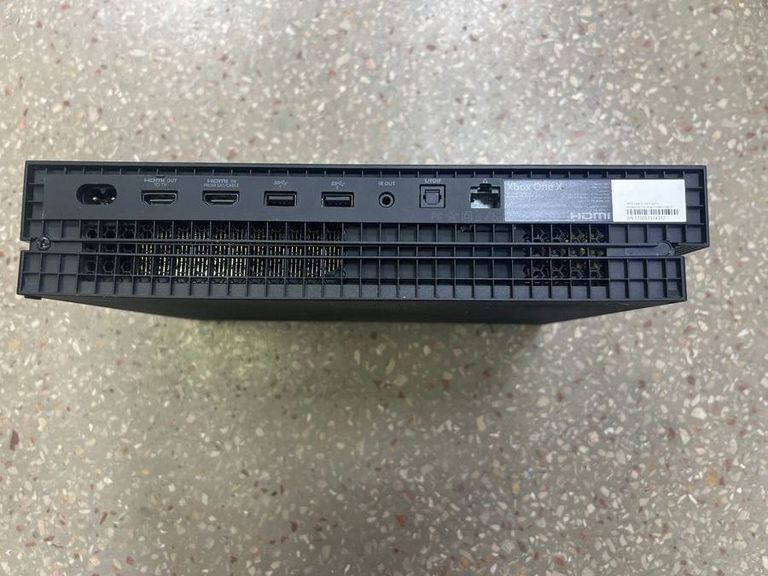 Дешево Microsoft Xbox One X 1TB з ломбарду