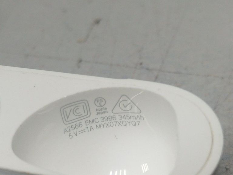 Купити Apple airpods 3rd generation Б/У