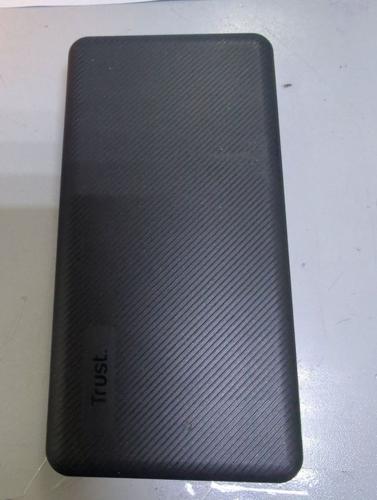 Купить Trust primo eco 20000mah Б/У