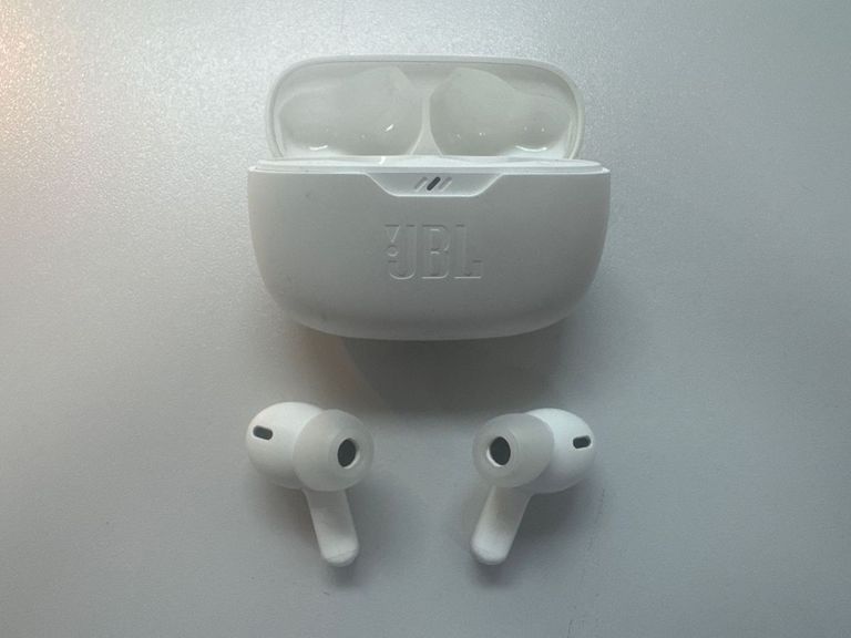 Дешево Jbl wave beam з ломбарду