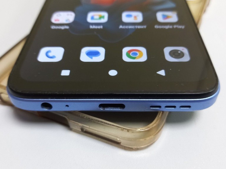 Дешиво Redbeat e3 6/256gb с ломбарда