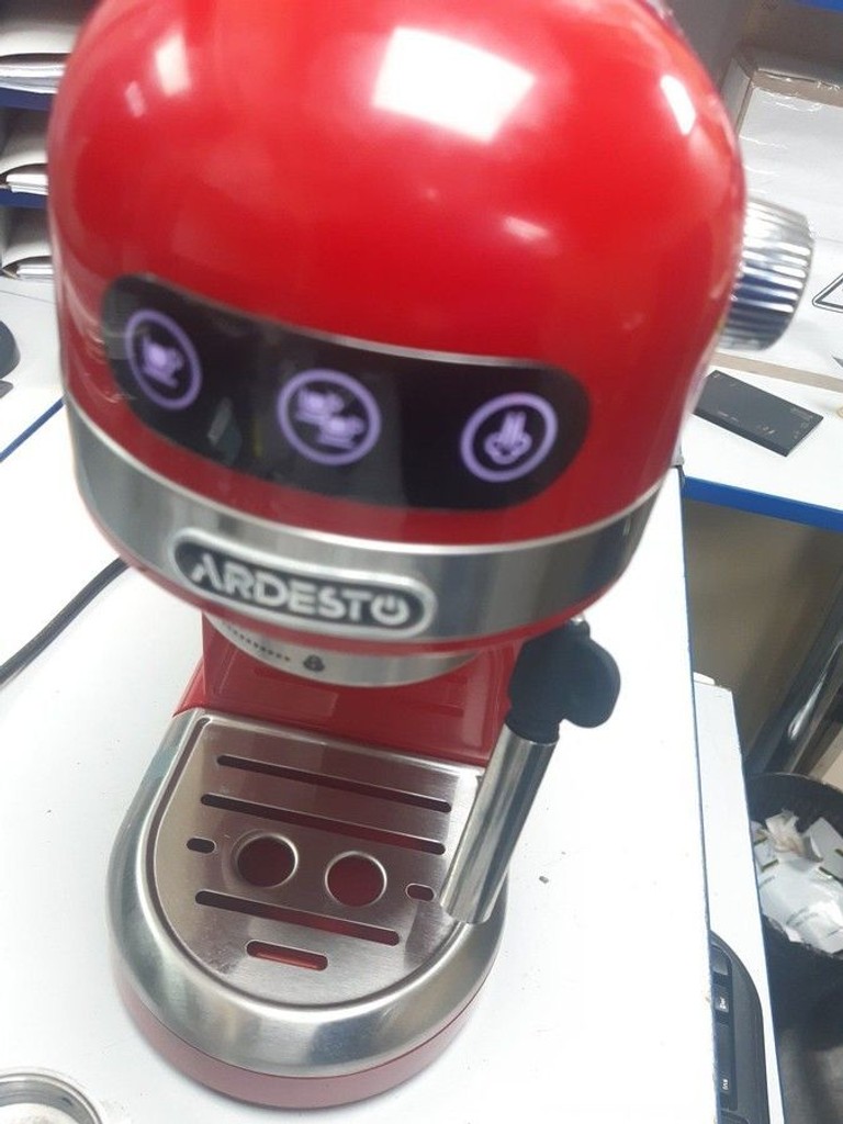 Дешиво Ardesto YCM-E1501 с ломбарда