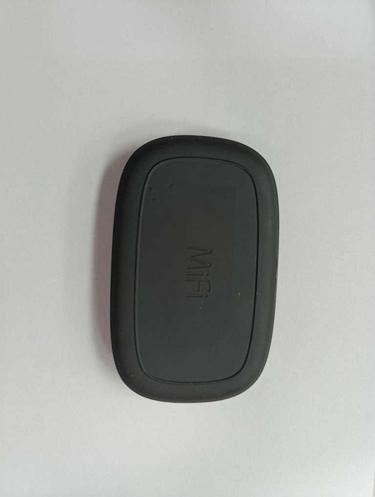 Оголошення Verizon mifi 8800l Б/У