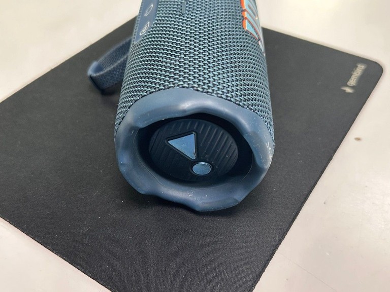 Дешево Jbl flip 7 з ломбарду