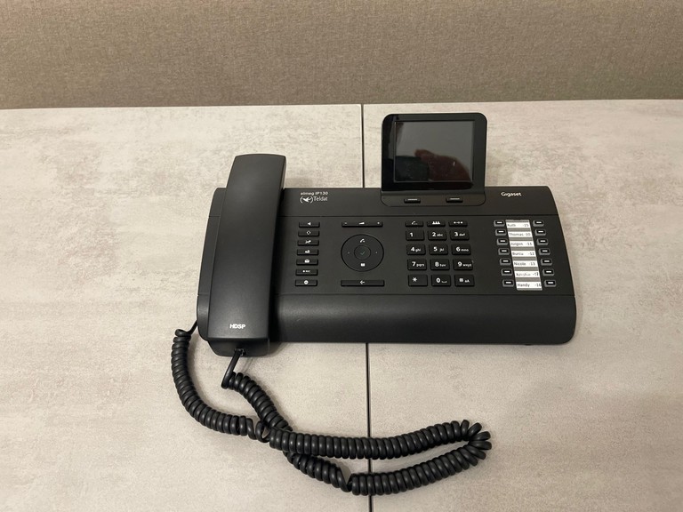 Купити Elmeg IP130 (Teldat / Gigaset) Б/У