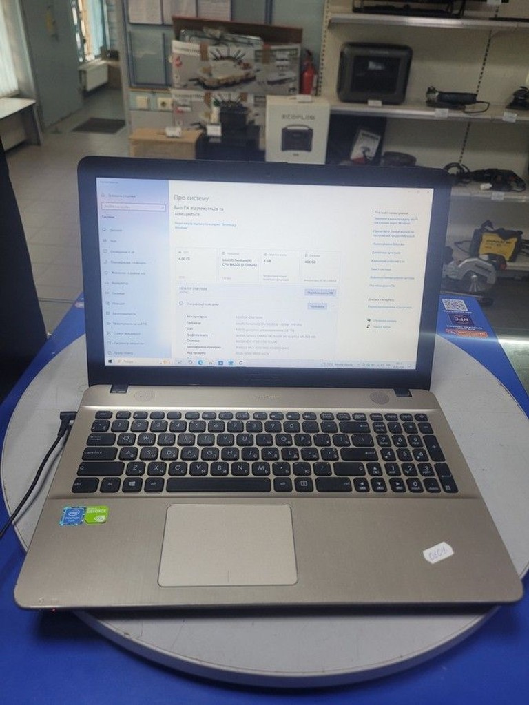Купити Asus 15/pentium n4200 ddr3/4gb ddr3/hdd 500 gb/ssd *відсутній/geforce 810m Б/У